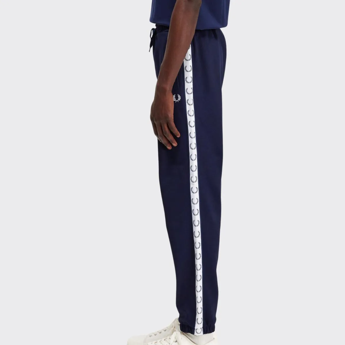 03386 Fred Perry Taped Track Pant