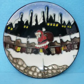 A Moorcroft Christmas in the Pots Pin Dish by Vicki Lovatt.