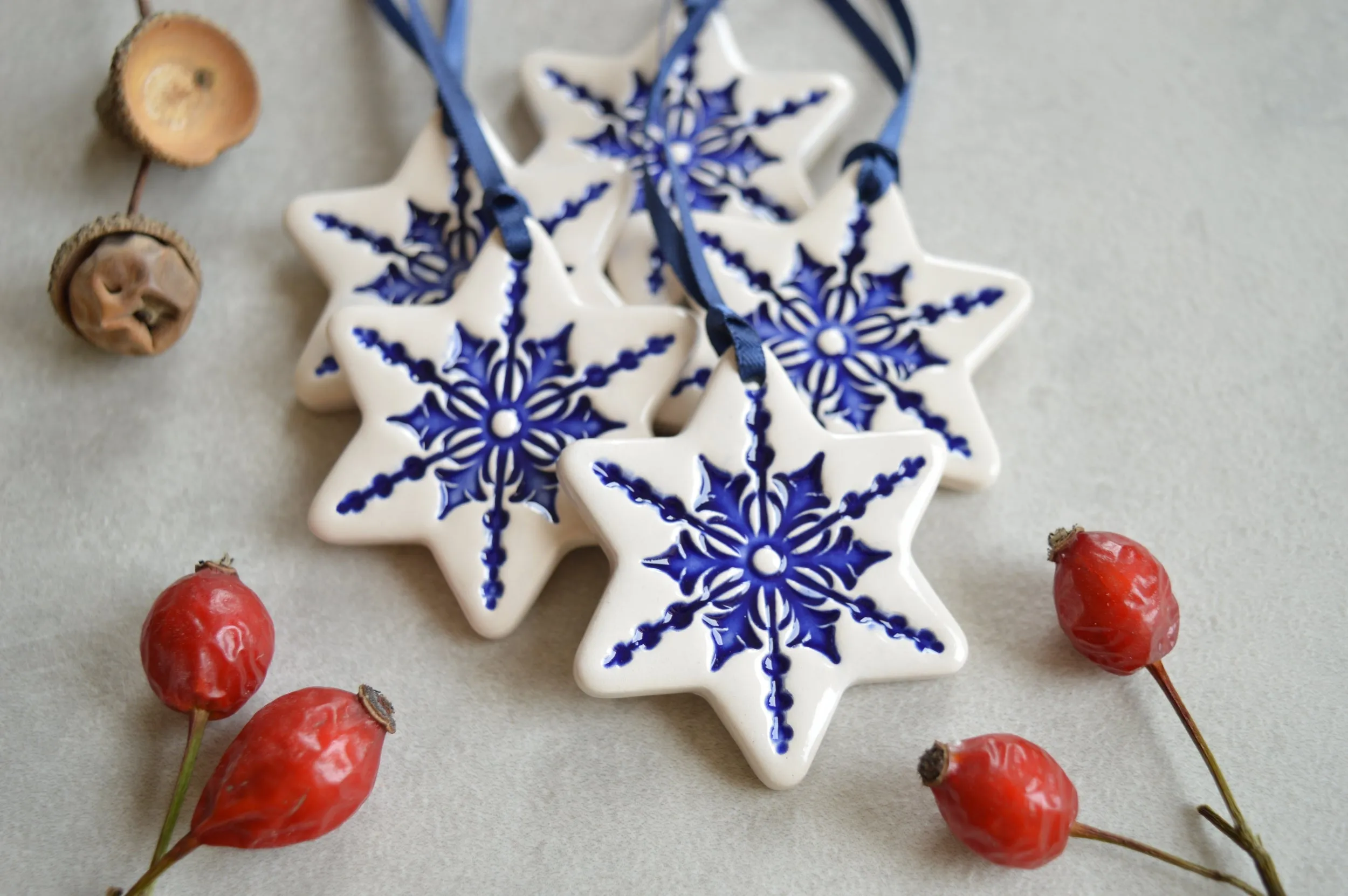 Ceramic star ornaments // Christmas decorations - set of 5