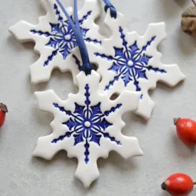 Christmas decorations // ceramic snowflake ornament - set of 3