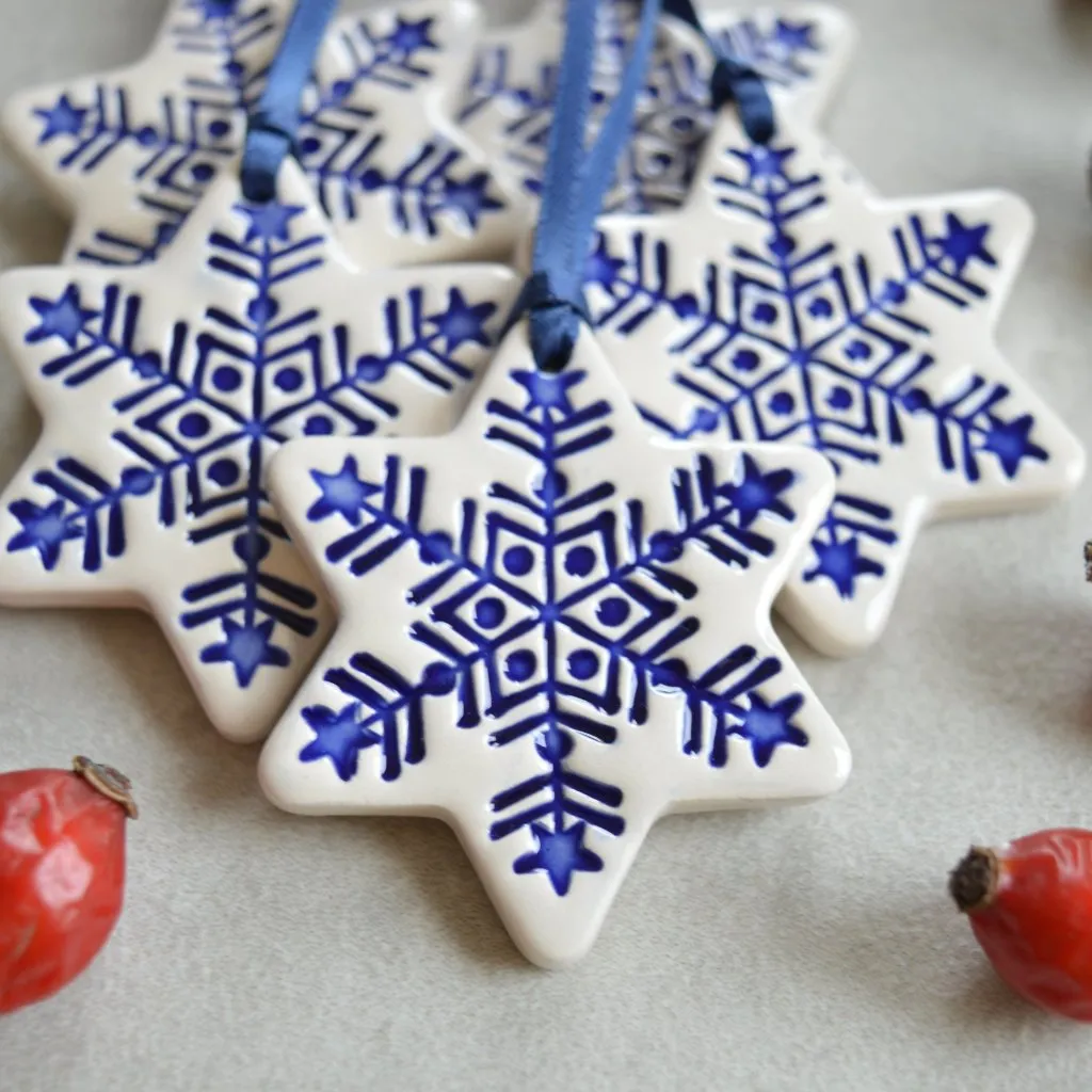 Christmas ornaments // ceramic star decorations - set of 5