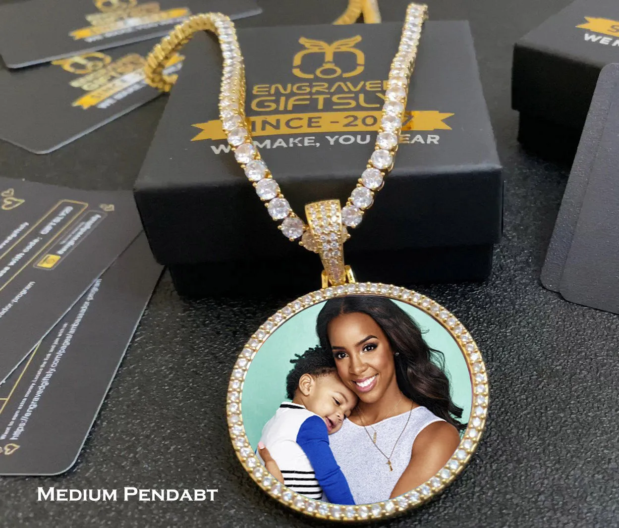 Custom Gold Plated Medallion Necklace-Best Christmas Gifts For Mom