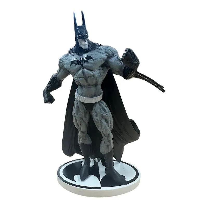 (DAMAGED) BATMAN BLACK & WHITE STATUE BY BISLEY 2ND ED