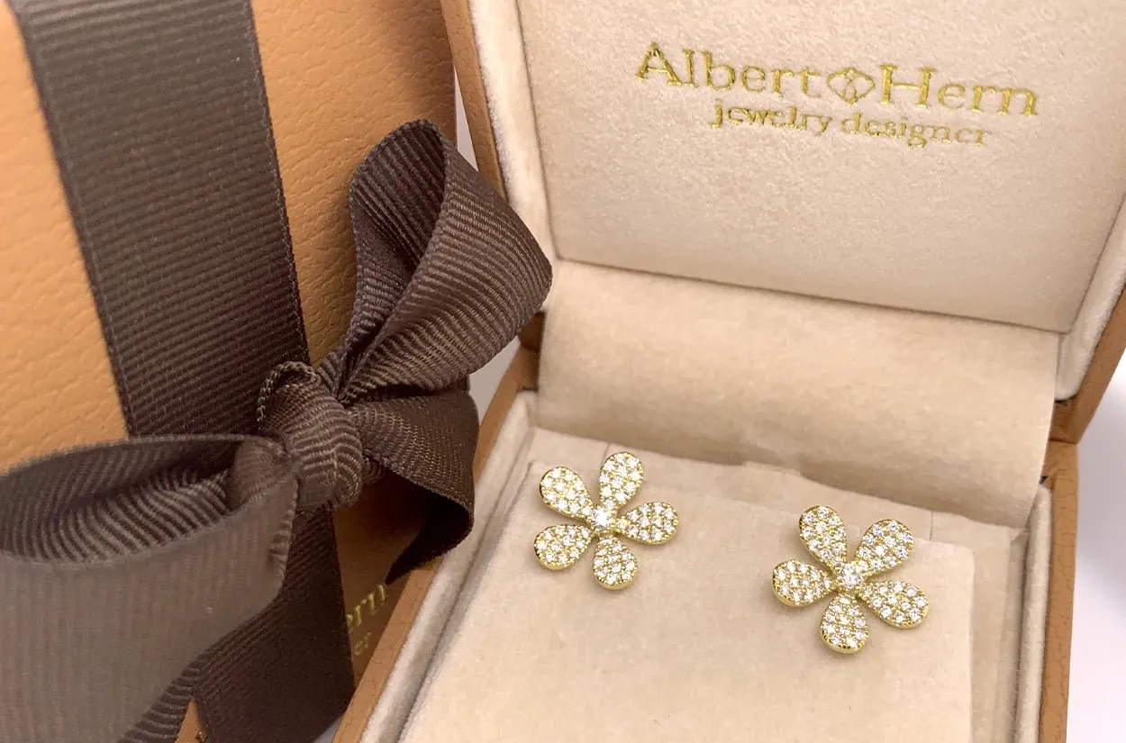 Earrings 18kt Gold Flowers with Diamonds Studs