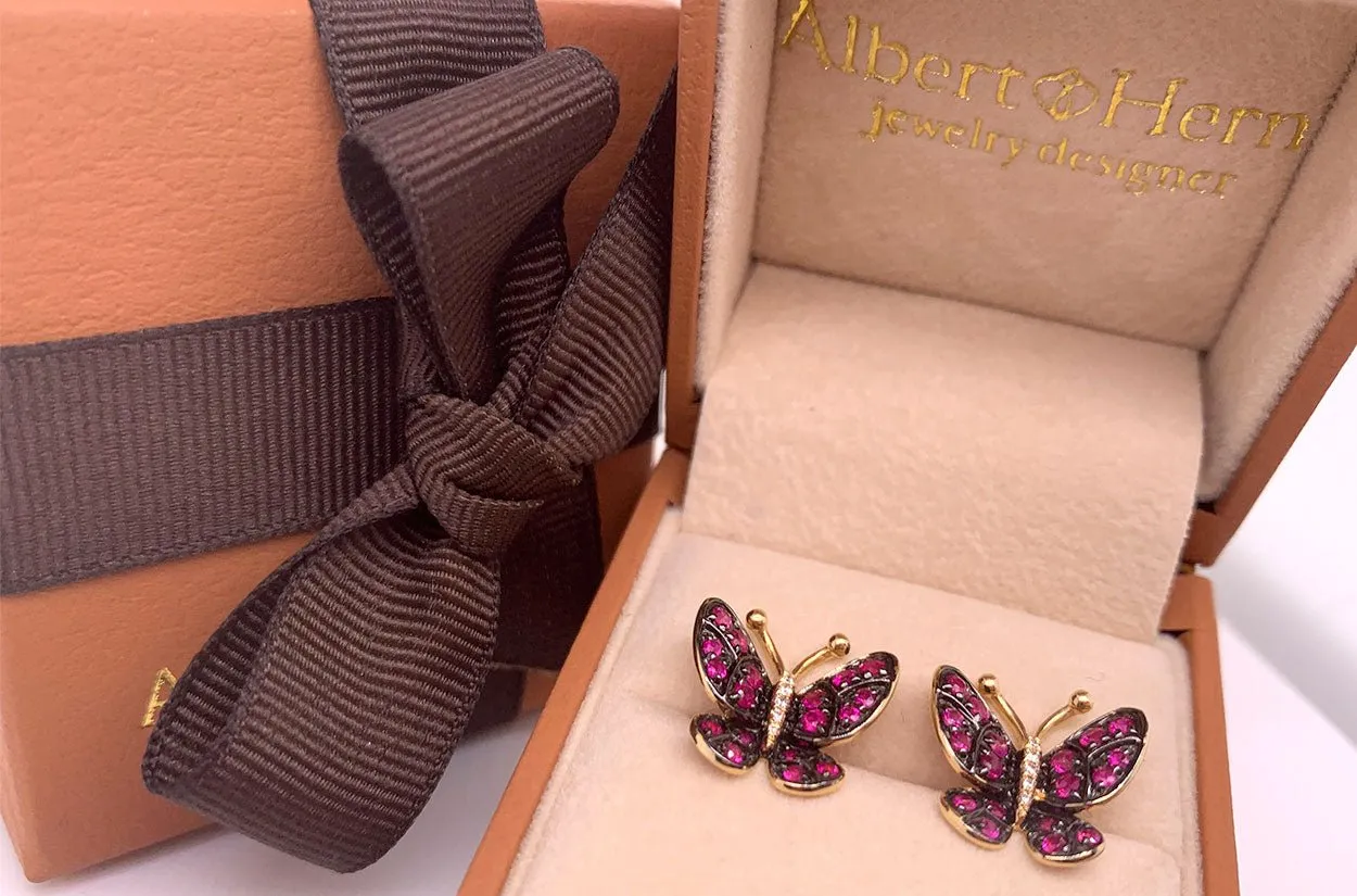 Earrings Butterfly Pink Sapphire in 18kt Gold