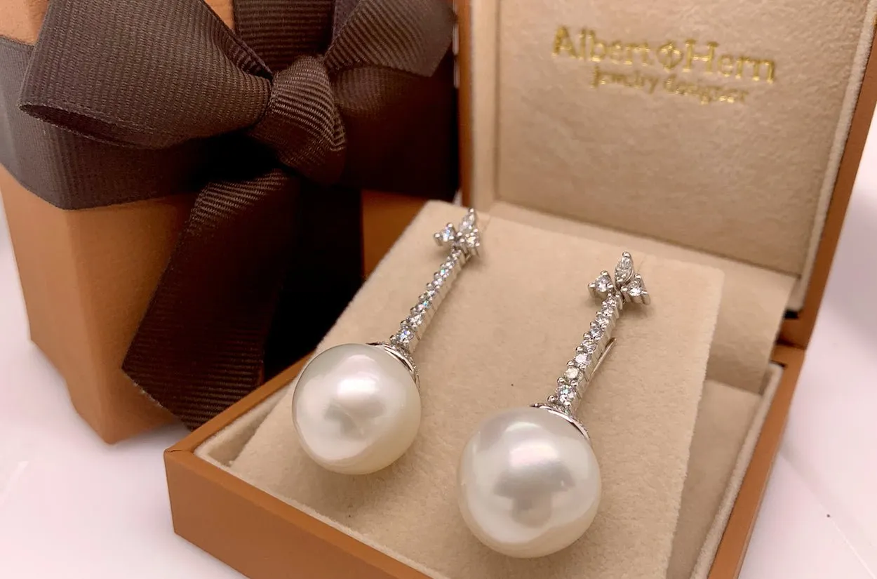 Earrings Timeless South Sea Pearls & Diamonds