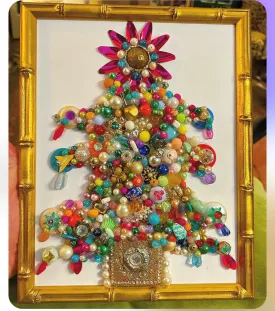 Framed jewelry Christmas tree with bamboo frame & white background