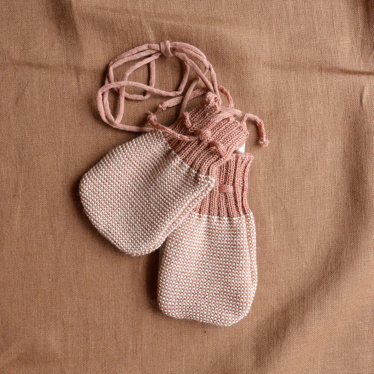 Knitted Baby Mittens (0-12m)