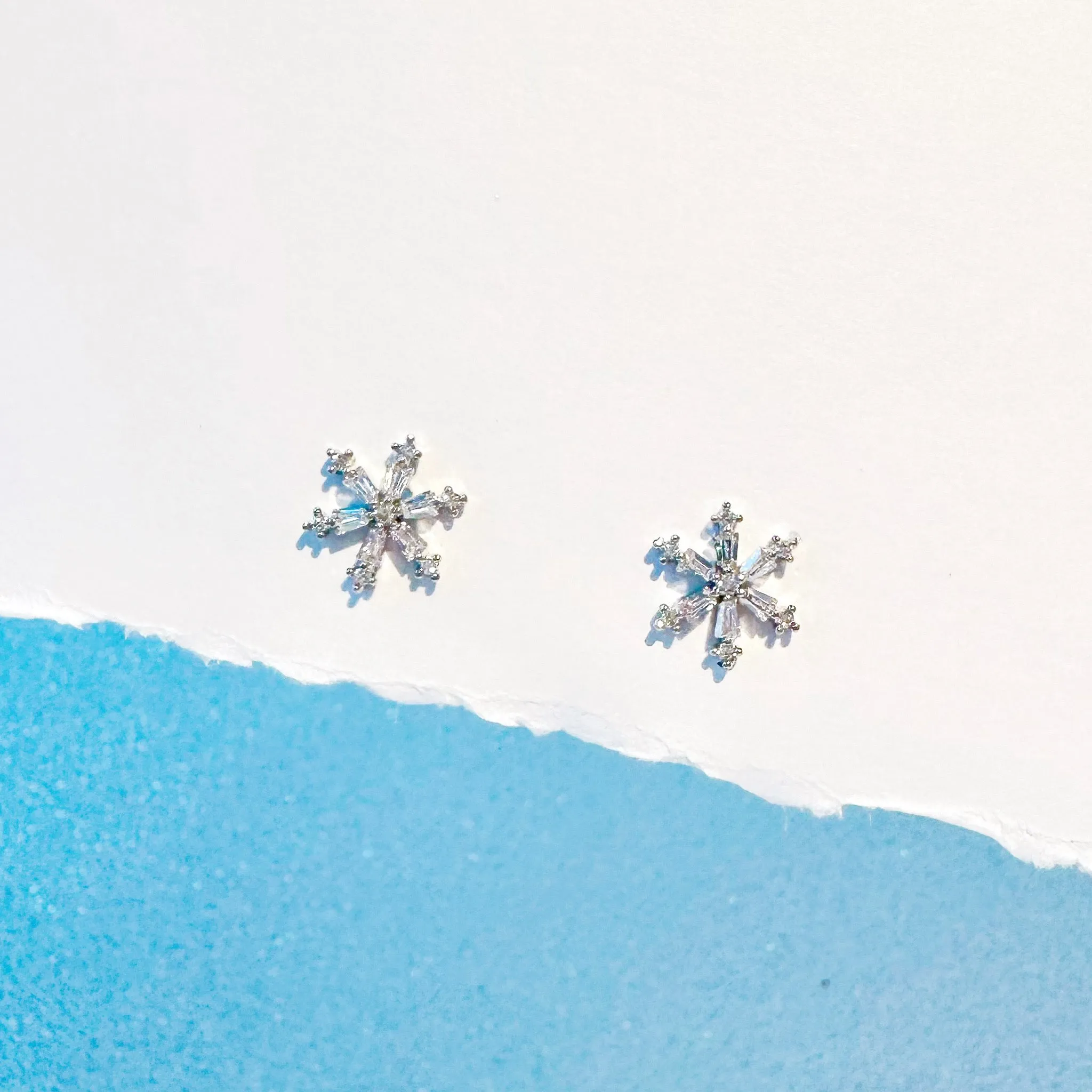 Silver Icy Snowflake Earrings